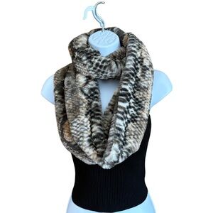 Marcus Adler Animal Print Faux Fur Infinity Scarf NWOT
